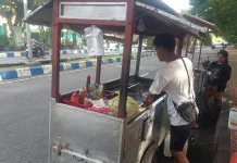 Sampaikan Keluhan Retribusi Parkir 3000 Rupiah